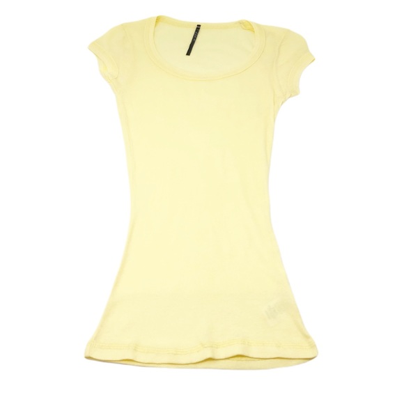 NWOT Chloe K Semi Sheer Fitted Scoopneck Tee💛 - Picture 2 of 7